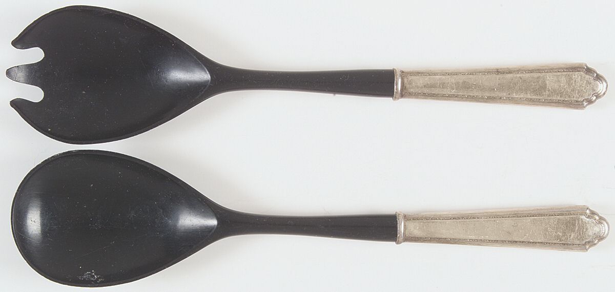 William & Mary (Sterling, 1921, No Monos) Plastic Bowl 2-Piece Salad Set by Lunt Silver-1