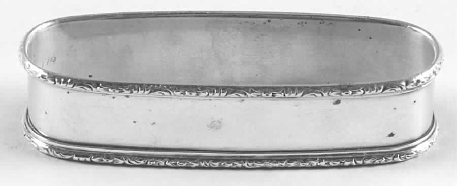William & Mary (Sterling, Hollowware)  Oblong Napkin Ring by Lunt Silver-1