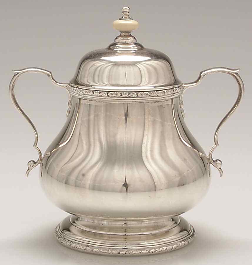 William & Mary (Sterling, Hollowware)  Sugar Bowl & Lid by Lunt Silver-1
