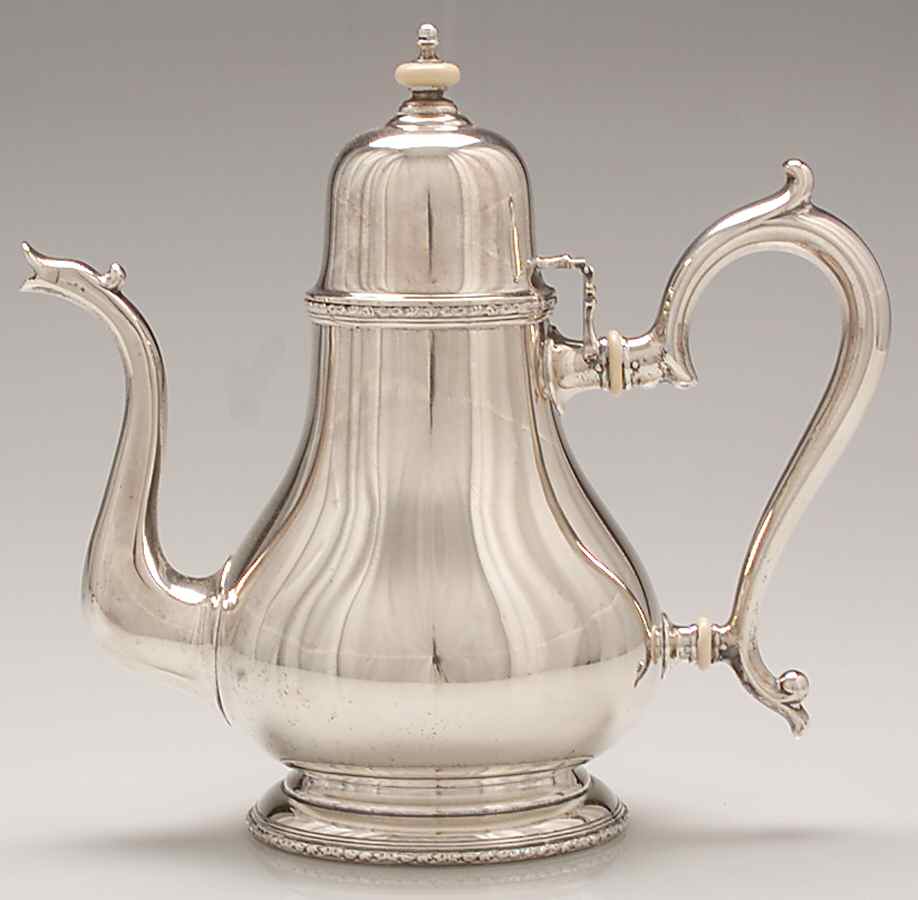 William & Mary (Sterling, Hollowware)  Coffee Pot by Lunt Silver-1