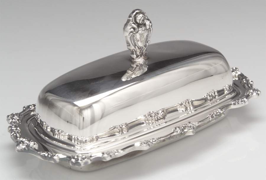 Eloquence (Silverplate, Hollowware) 1/4lb Covered Butter with Liner by Lunt Silver-1