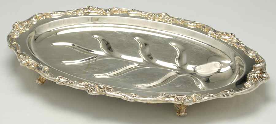 Eloquence (Silverplate, Hollowware) Medium Footed Meat Platter with Well by Lunt Silver-1