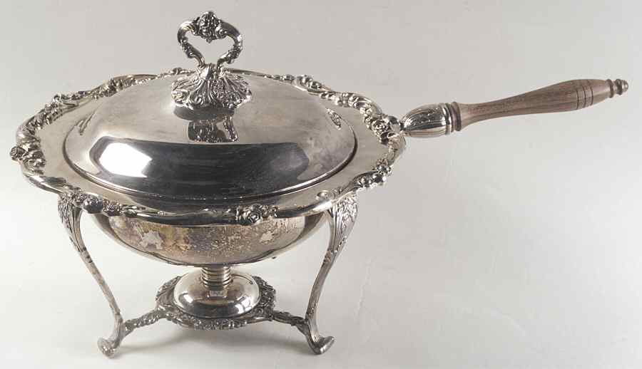 Eloquence (Silverplate, Hollowware) Silverplate Chafing Dish by Lunt Silver-1