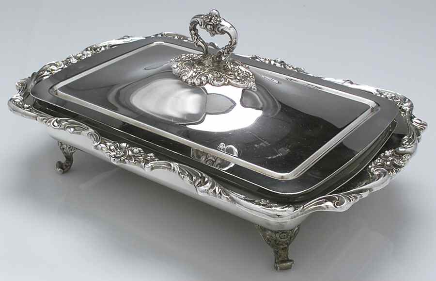 Eloquence (Silverplate, Hollowware) Silverplate Rectangular Covered Casserole by Lunt Silver-1