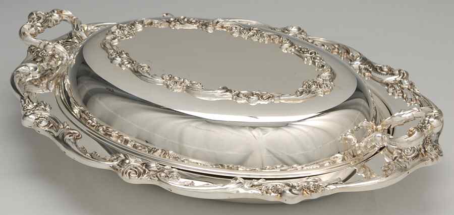 Eloquence (Silverplate, Hollowware) Double Vegetable Bowl by Lunt Silver-1