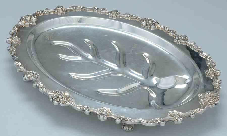 Eloquence (Silverplate, Hollowware) Medium Footed Meat Platter with Well by Lunt Silver-1