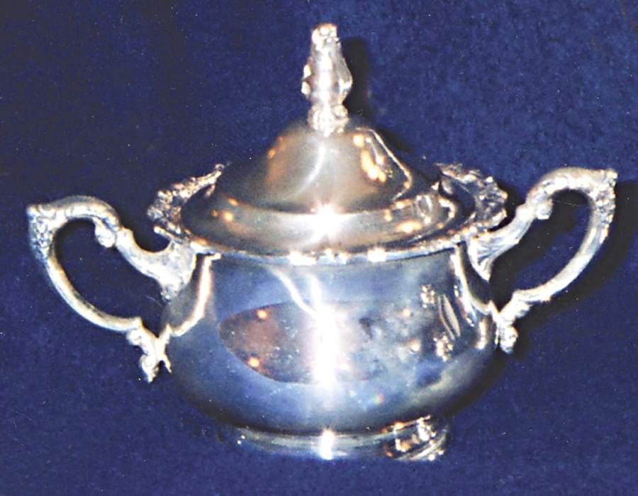 Modern Victorian (Silverplate, Hollowware) Sugar Bowl & Lid by Lunt Silver-1