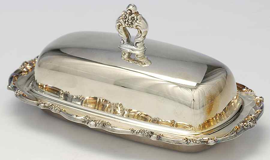 Modern Victorian (Silverplate, Hollowware) 1/4 Pound Covered Butter & Liner by Lunt Silver-1