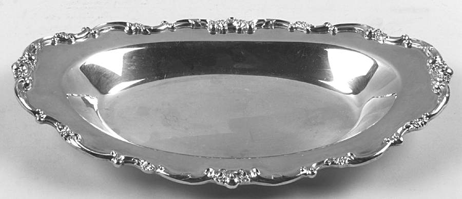 Modern Victorian (Silverplate, Hollowware) 13" Bread Tray by Lunt Silver-1