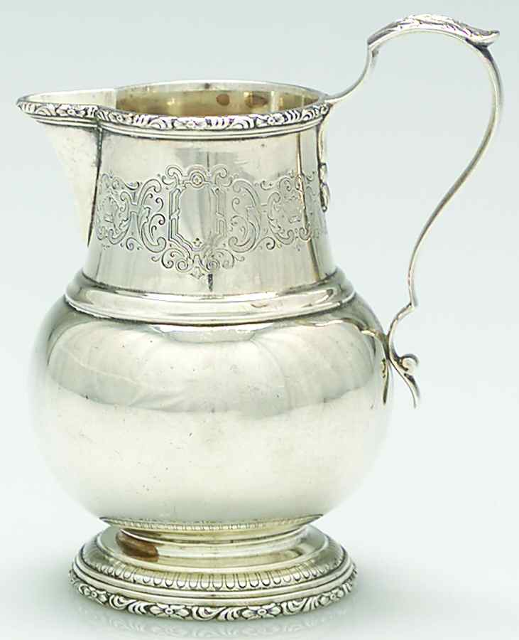 Mary II (Sterling, Hollowware) Mini Creamer by Lunt Silver-1