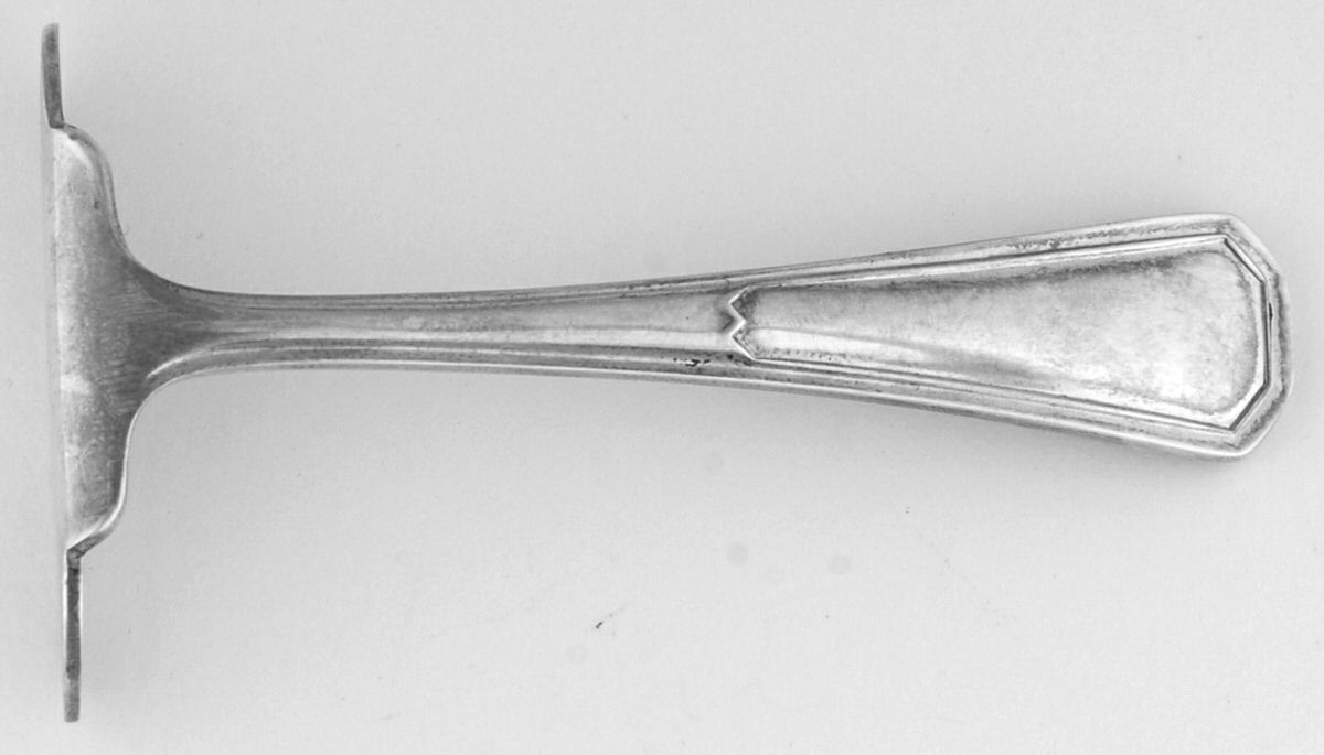 LUS17 (SILVERPLATE) Food Pusher Solid by Lunt Silver-1