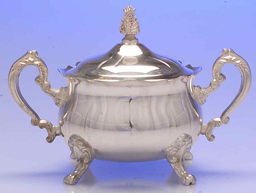 5017 (Silverplate, Hollowware) Sugar Bowl & Lid by Leonard Silver Mfg Co-1