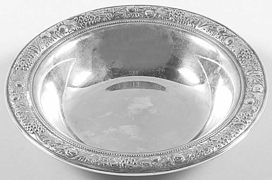 Prince Charles (Silverplate, Hollowware) Small Silverplate Bon Bon Bowl by Lunt Silver-1