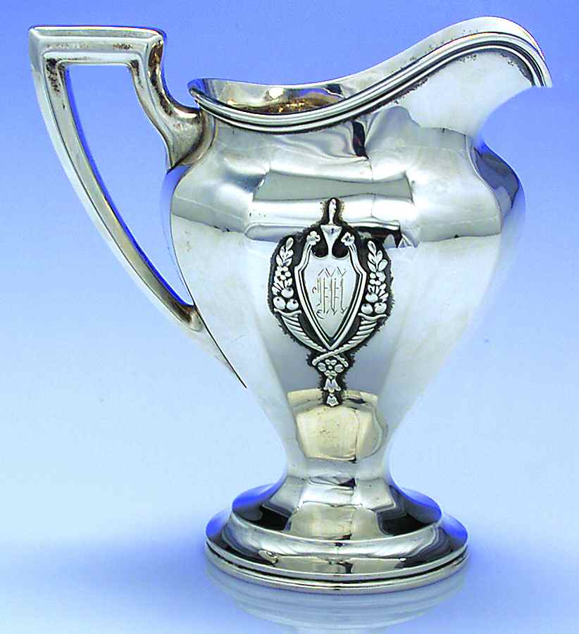 Mount Vernon (Sterling, Hollowware) Creamer by Lunt Silver-1