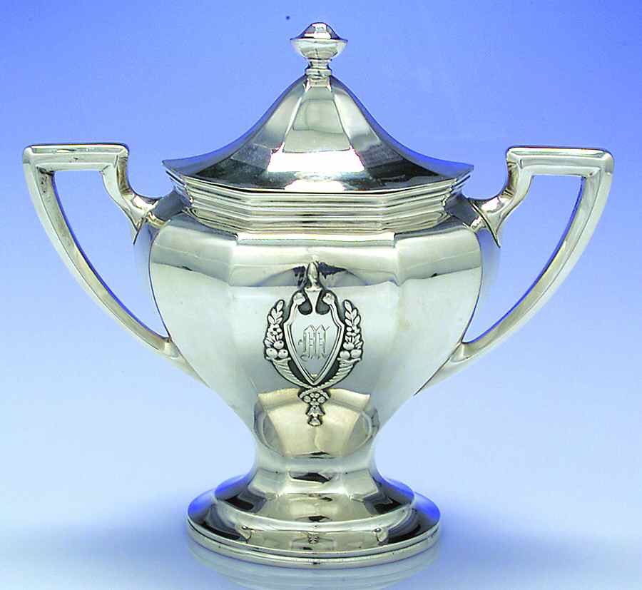 Mount Vernon (Sterling, Hollowware) Sugar Bowl & Lid by Lunt Silver-1