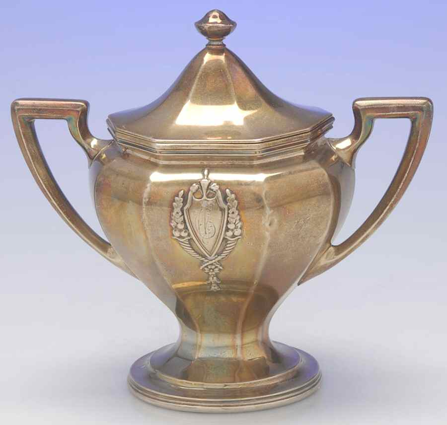 Mount Vernon (Sterling, Hollowware) Sugar Bowl & Lid by Lunt Silver-1
