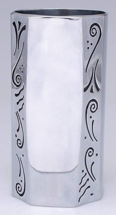Spyro (Hollowware) Wine Bottle Holder and Stopper by Lenox-1