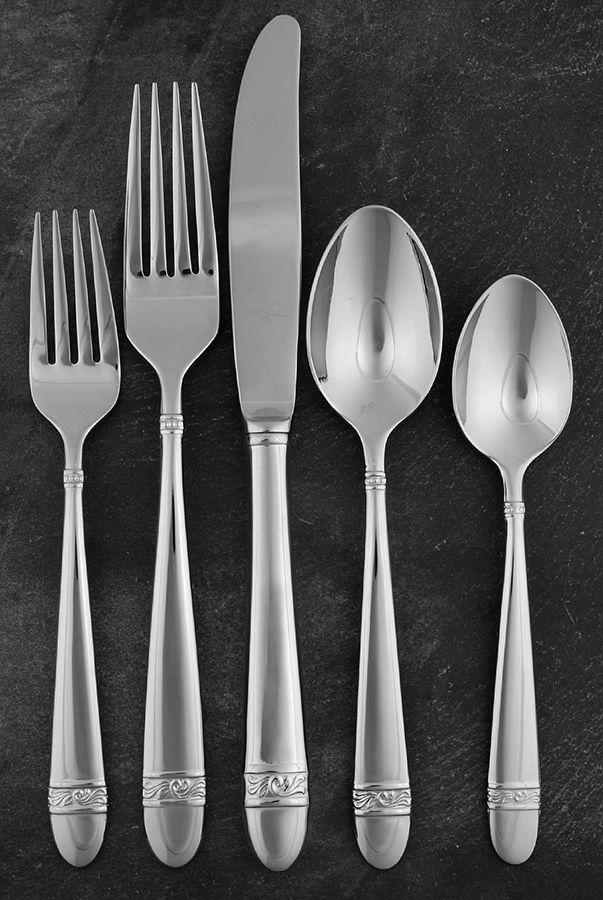 Innocence (Stainless) 5 Piece Place Setting by Lenox-1