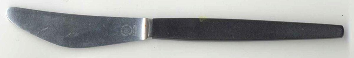 LUD7 (Stainless) Flat Handle Butter Spreader by Lundtofte-1