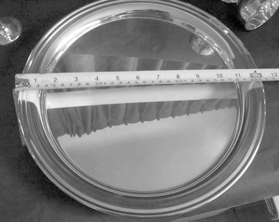 LEO14 (Silverplate, Hollowware) Round Silverplate Tray by Leonard Silver Mfg Co-1