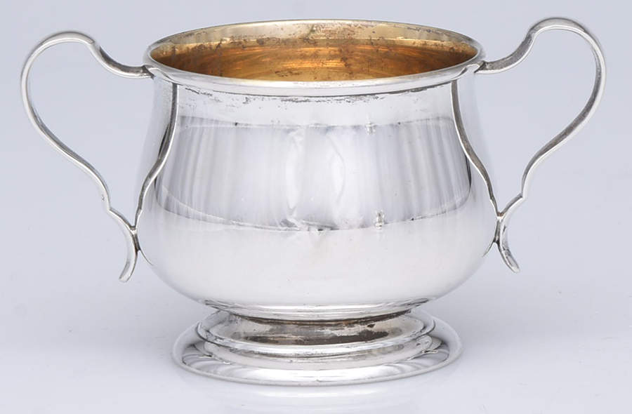 1132 (Sterling, Hollowware) Mini Open Sugar Bowl by Lunt Silver-1