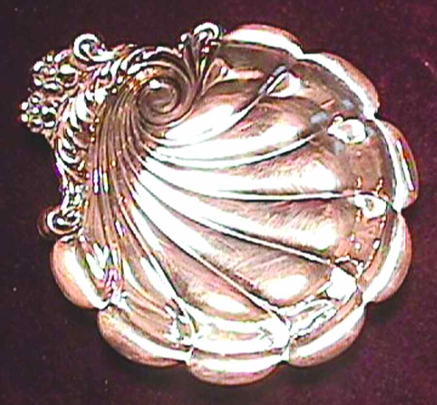 1196 (Sterling, Hollowware) Sterling Bon Bon Shell Bowl by Lunt Silver-1