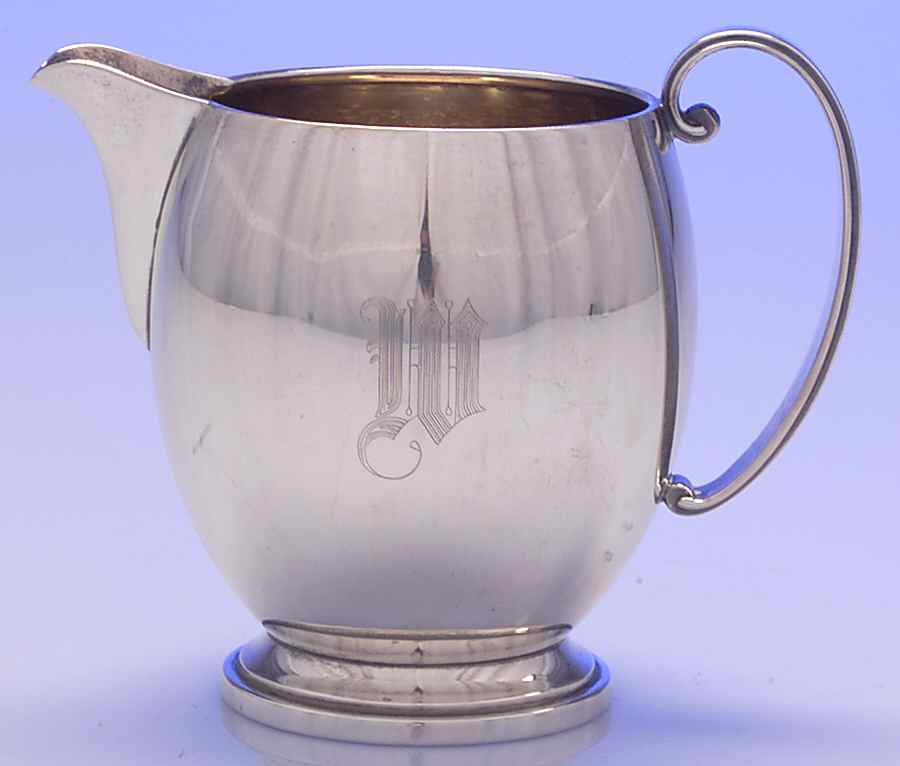 Modern Classic (Sterling, Hollowware) Creamer by Lunt Silver-1