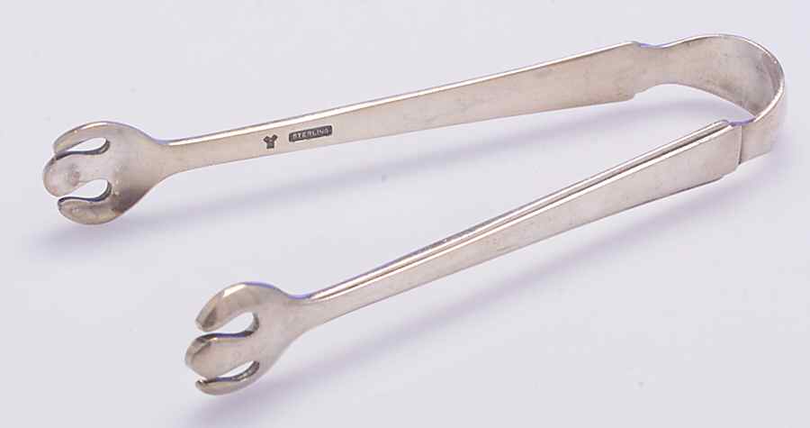 Modern Classic (Sterling, Hollowware) Sugar Tongs by Lunt Silver-1