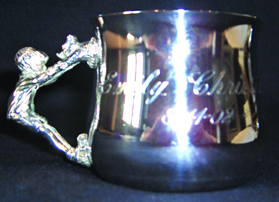 Classic Pooh (Silverplate, Hollowware) Baby Cup by Lunt Silver-1