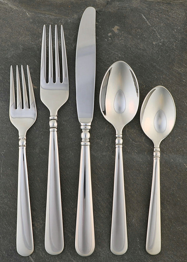 Pearl Platinum-Glossy (Stainless) 5 Piece Place Setting by Lenox-1