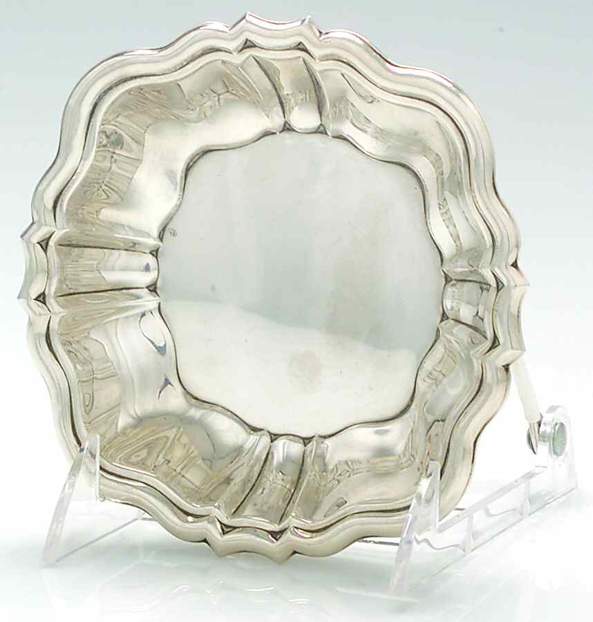 Chippendale (Strl, Hollow, Plain) 5" Bon Bon Bowl by Lunt Silver-1