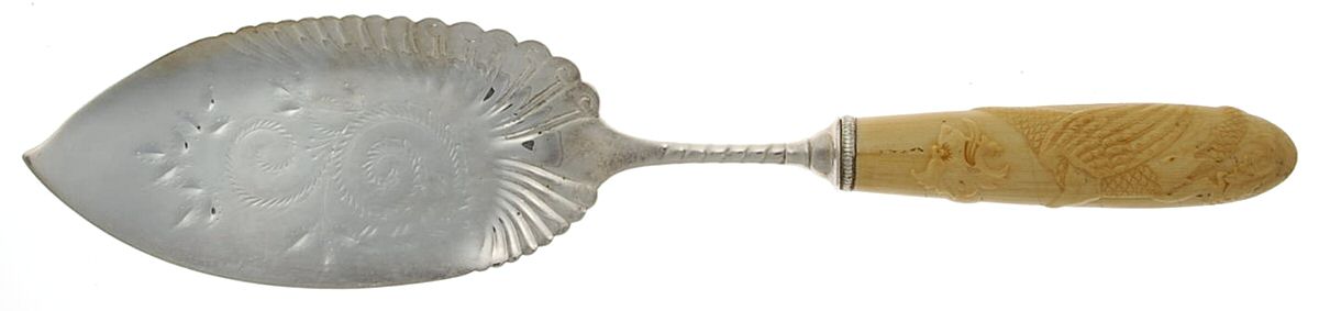 LFC11 (Silverplate) Large Hollow Handle Fish Serving Knife by Landers, Frary & Clark-1