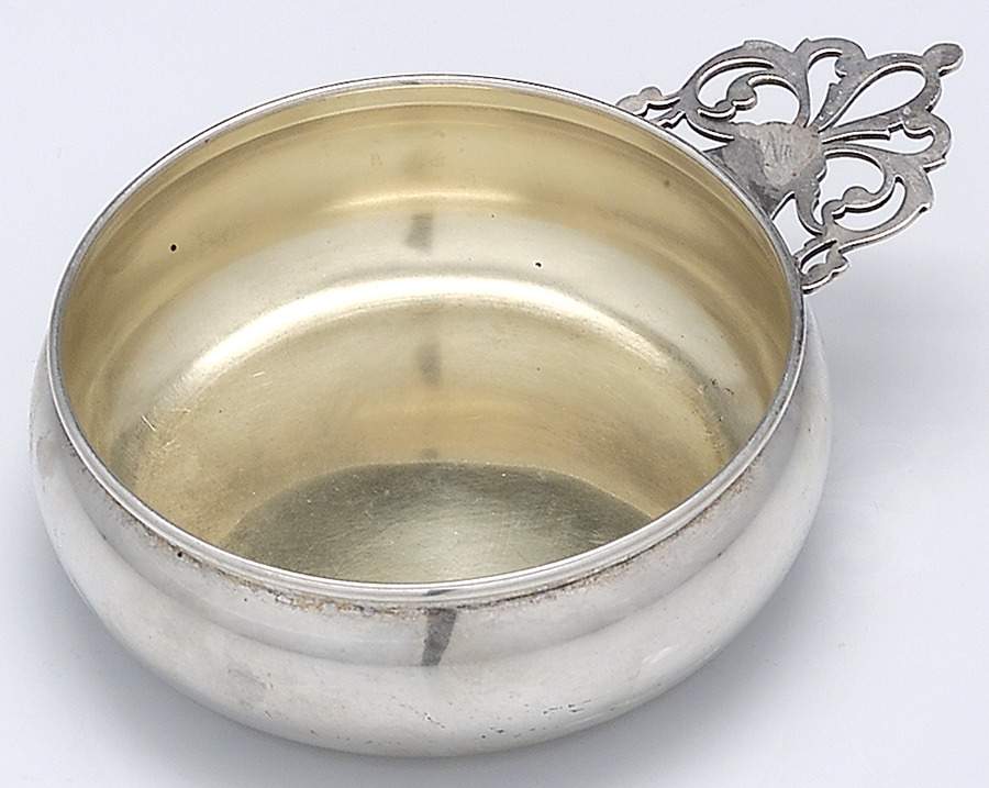581 (Sterling, Hollowware) 4" Porringer by Lunt Silver-1