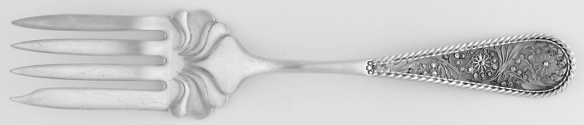 LUS31 (Sterling) Medium Solid Cold Meat Serving Fork by Lunt Silver-1