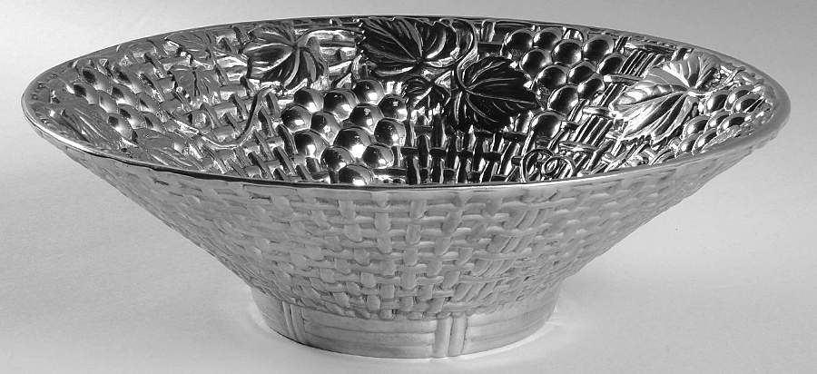 Grape Weave (Hollowware, Other) 12" Footed Round Bowl by Lenox-1