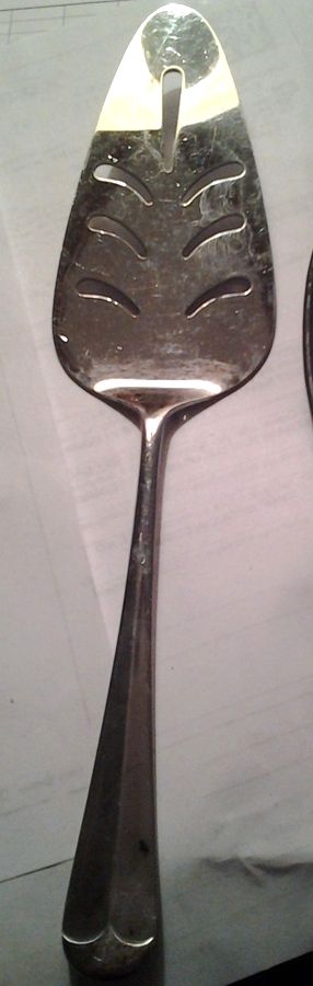 LCU86 (Stainless) Pierced All Stainless Pie Server by Lifetime-1