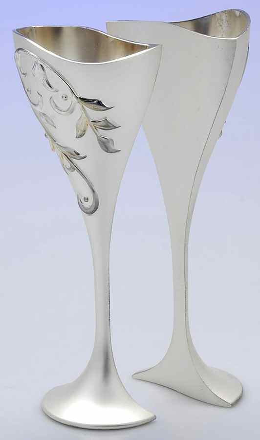 Opal Innocence (Silverplate, Hollowware) (2 Pc) Round Interlocking Goblet by Lenox-1