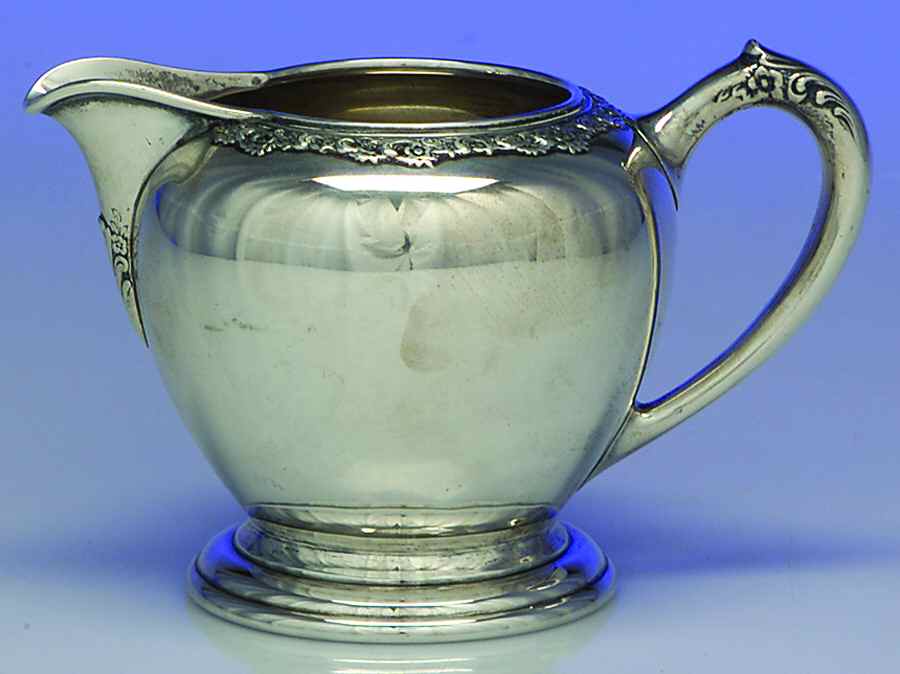 2100 (Sterling, Hollowware) Creamer by Lunt Silver-1