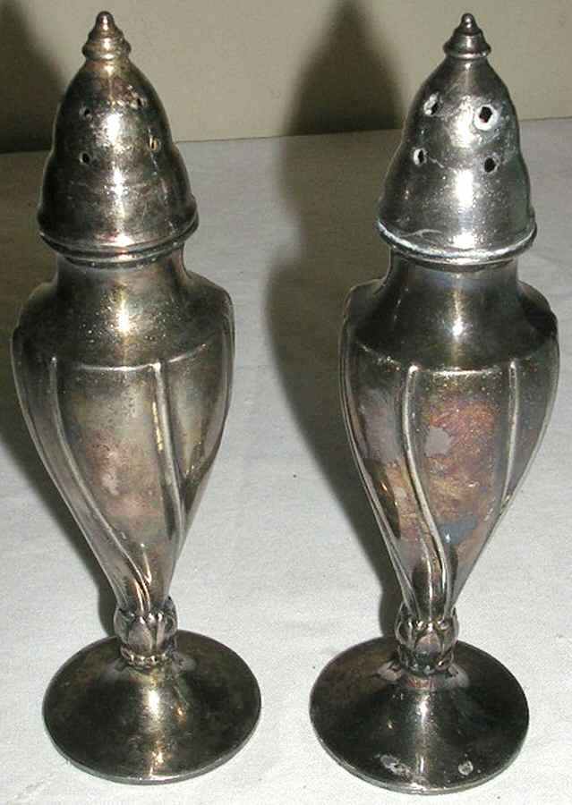 654 (Silverplate, Hollowware) Salt & Pepper Set by Lawrence B Smith -1