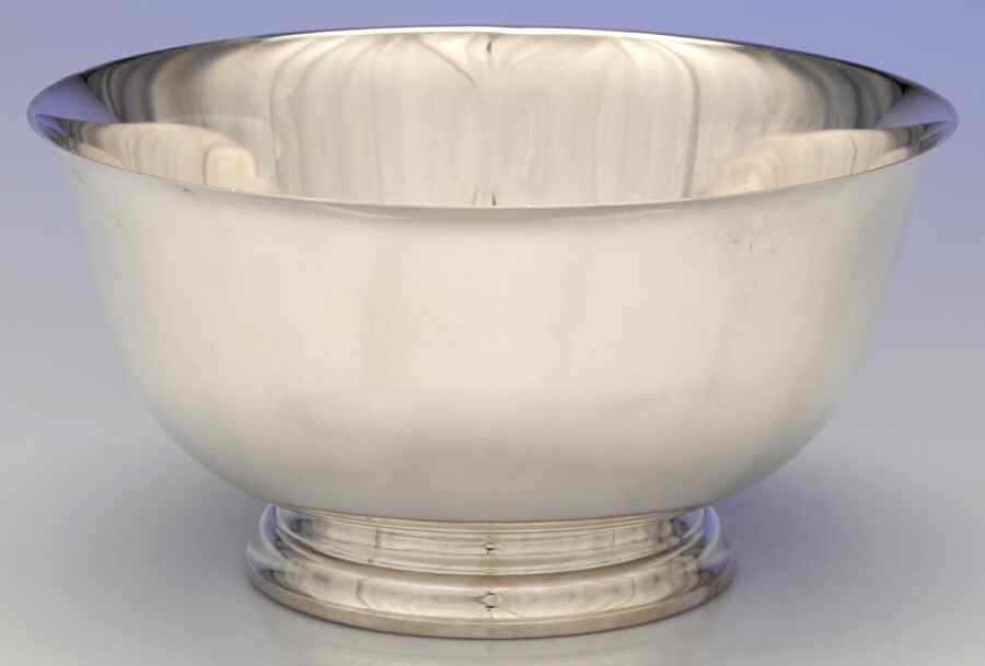 Paul Revere Bowls (Sterling, Hollowware) 9" Paul Revere Bowl by Lunt Silver-1