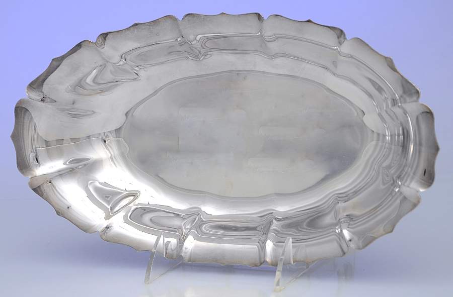 Early Dublin (Silverplate, Hollowware) 12" Bread Tray by Lunt Silver-1
