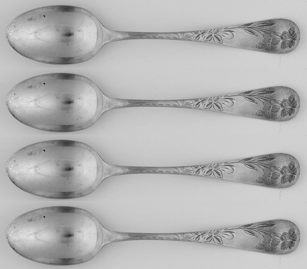 LUS42 (Sterling) Monogram Five O'Clock Teaspoon - Set of 4 by Lunt Silver-1