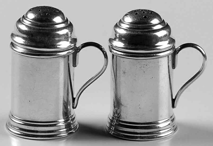 582 (Sterling, Hollowware) Salt and Pepper Set by Lunt Silver-1