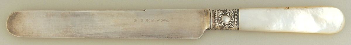 Pearl Handle 1 (Sterling) Pearl Handle Breakfast Knife by Lunt Silver-1