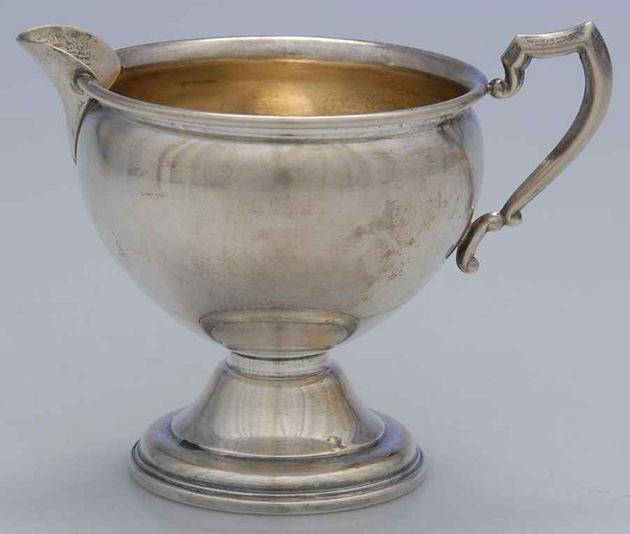 16 (Sterling, Hollowware) Weighted Mini Creamer by La Pierre Silver-1