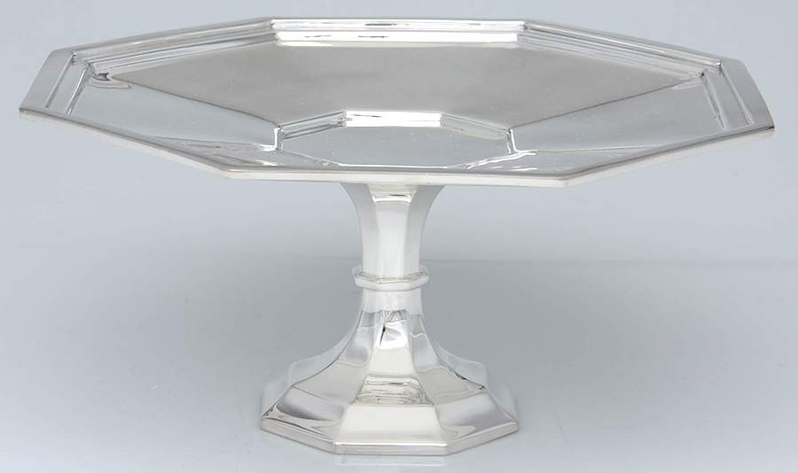 Kingsburgh (Silverplate, Hollowware) 11" Diameter Pedestal Cake Stand by Ralph Lauren Flatware-1