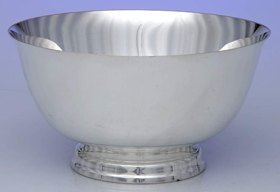 Paul Revere Bowls (Sterling, Hollowware) 8" Paul Revere Bowl by Lunt Silver-1