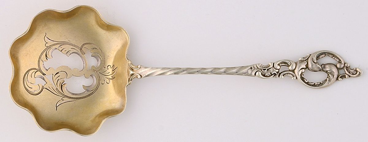 LUS62 (Sterling) Pierced Almond Spoon by Lunt Silver-1