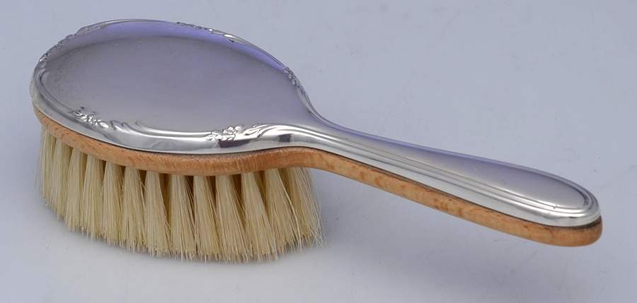Gallery (Sterling, Hollowware) Girl Baby Brush by Lunt Silver-1
