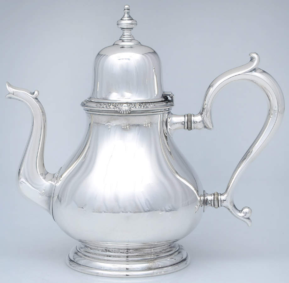 2400 (Sterling, Hollowware) Teapot by Lunt Silver-1